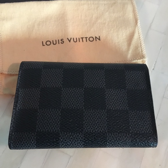 Authentic Louis Vuitton Damier Graphite 6 Key - Picture 2 of 8